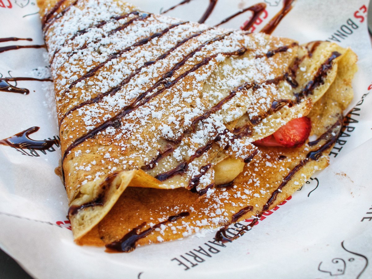 vegan crepes at downtown&nbsp;disney!